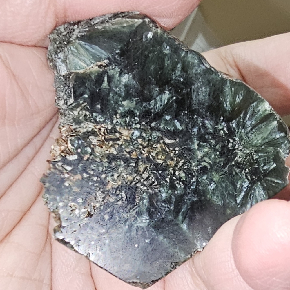 4cm x 5cm specimen slab of Seraphinite, 11 grams, mined in Russia, Angel Stone